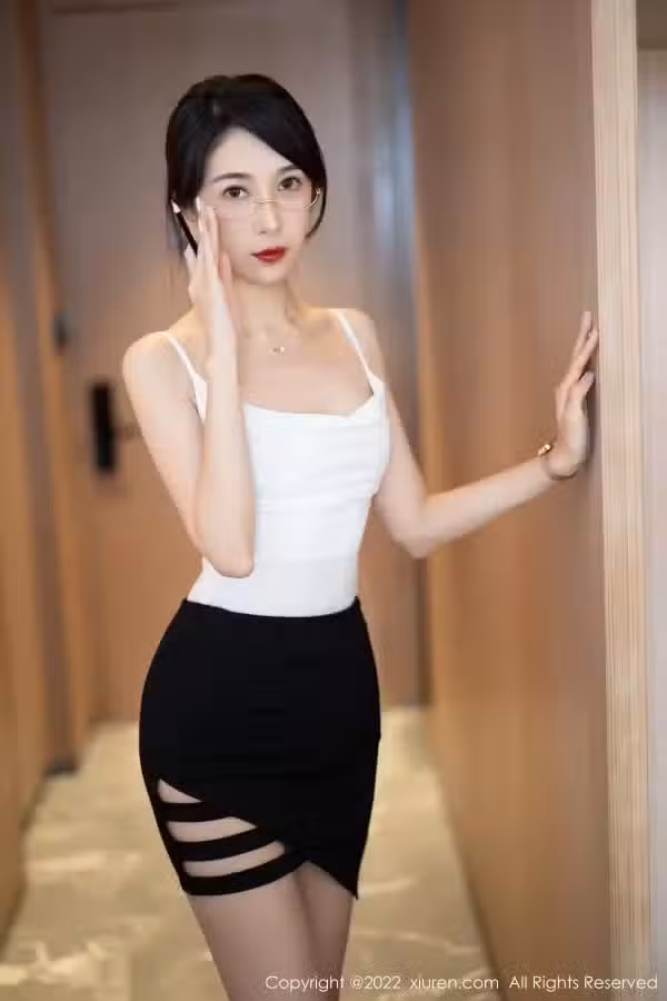 /www/photos18.com/web/images/node/64/640006.avif