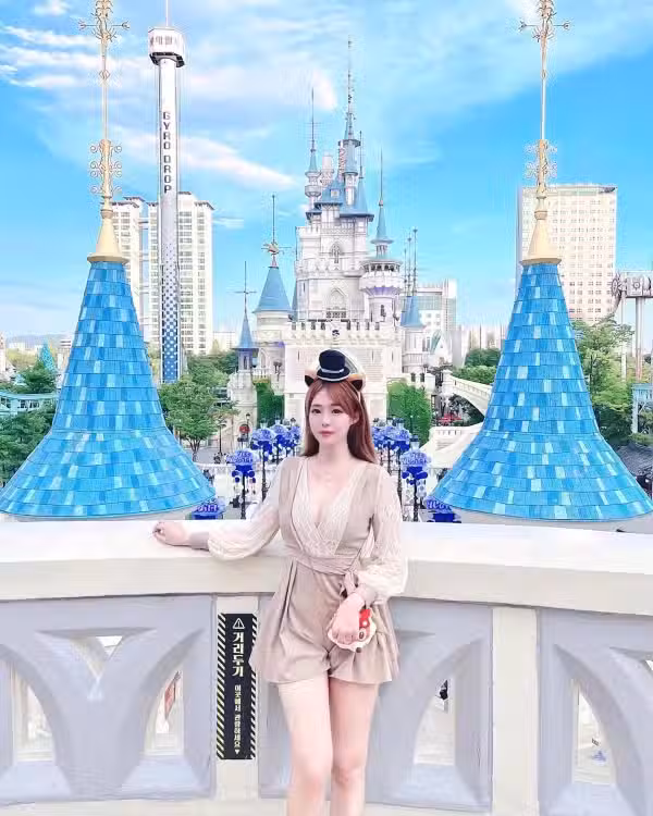 /www/photos18.com/web/images/node/64/644359.avif