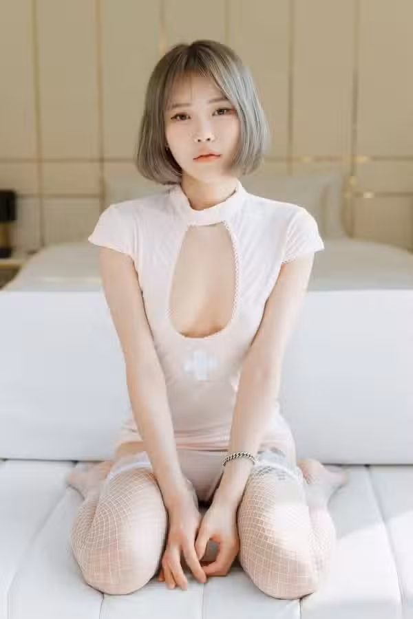 /www/photos18.com/web/images/node/64/646720.avif