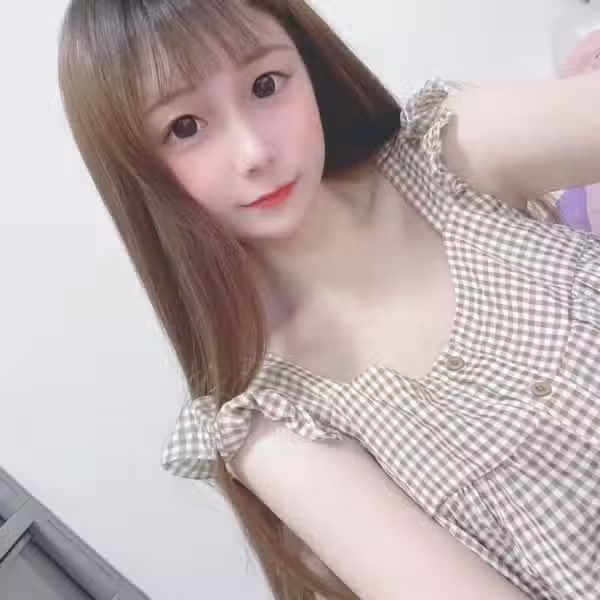 /www/photos18.com/web/images/node/64/647170.avif