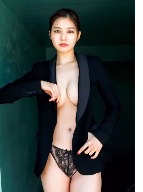 /www/photos18.com/web/images/node/66/664520.avif