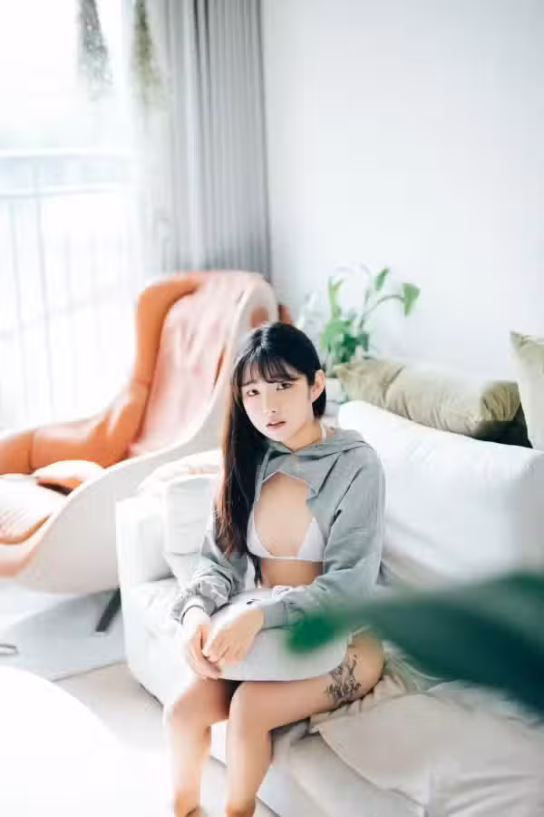 /www/photos18.com/web/images/node/66/665080.avif