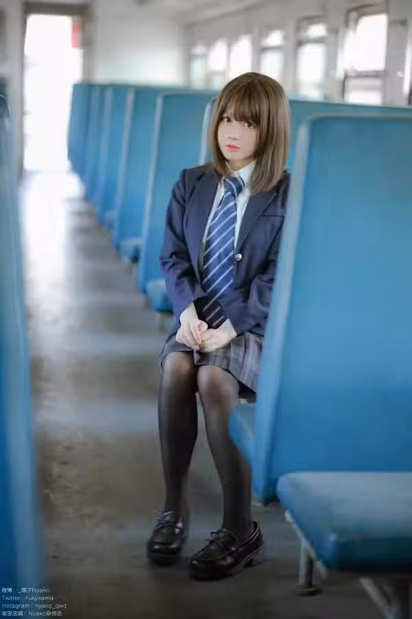 /www/photos18.com/web/images/node/66/666797.avif