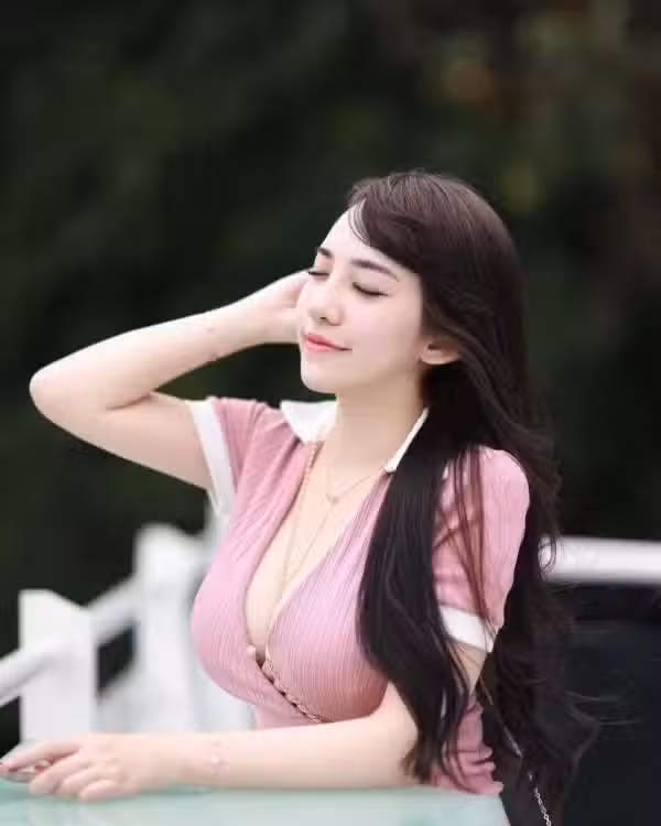 /www/photos18.com/web/images/node/68/687694.avif