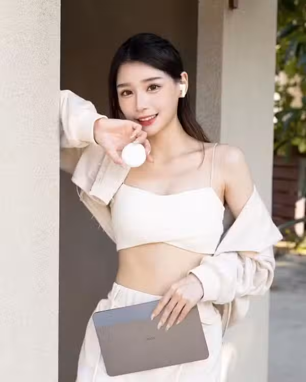 /www/photos18.com/web/images/node/69/693234.avif
