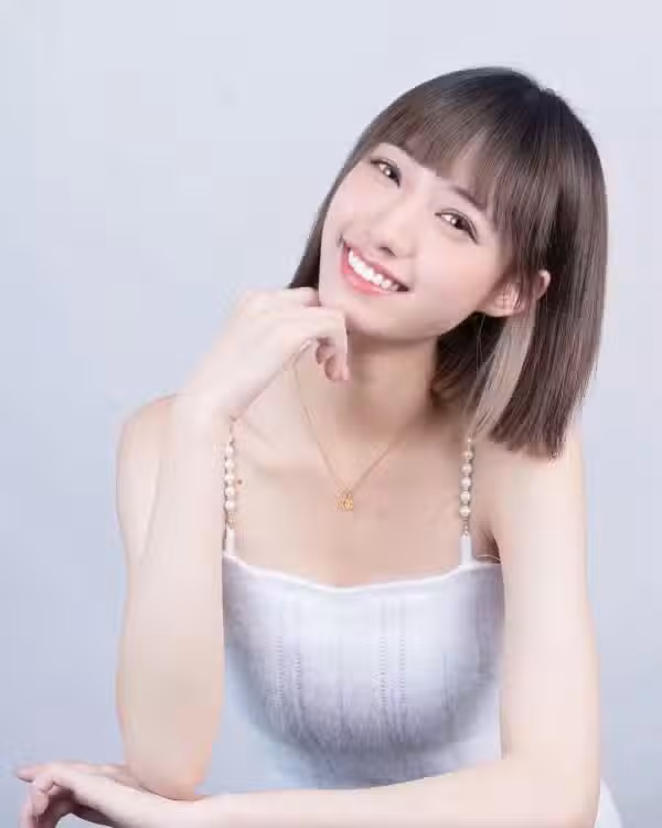 /www/photos18.com/web/images/node/69/698075.avif