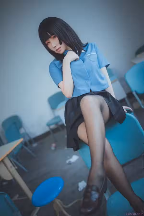 /www/photos18.com/web/images/node/7/74894.avif