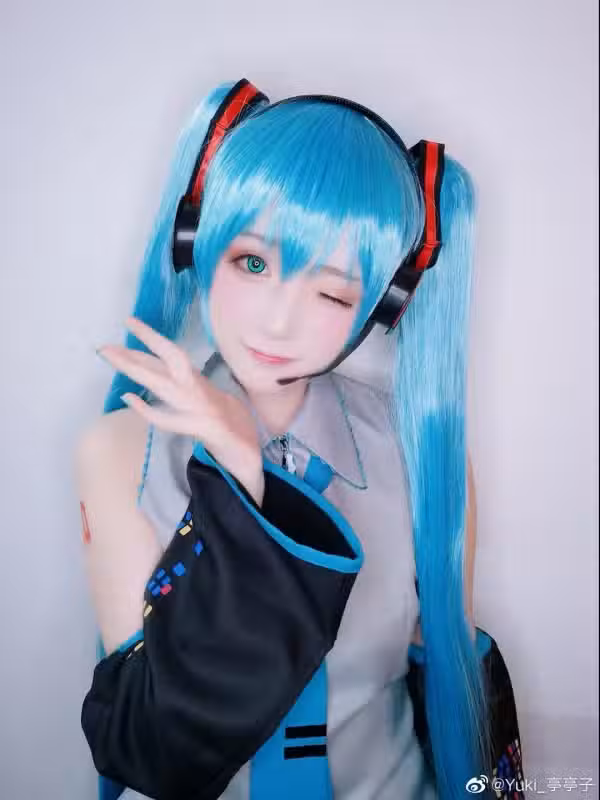 /www/photos18.com/web/images/node/7/76008.avif