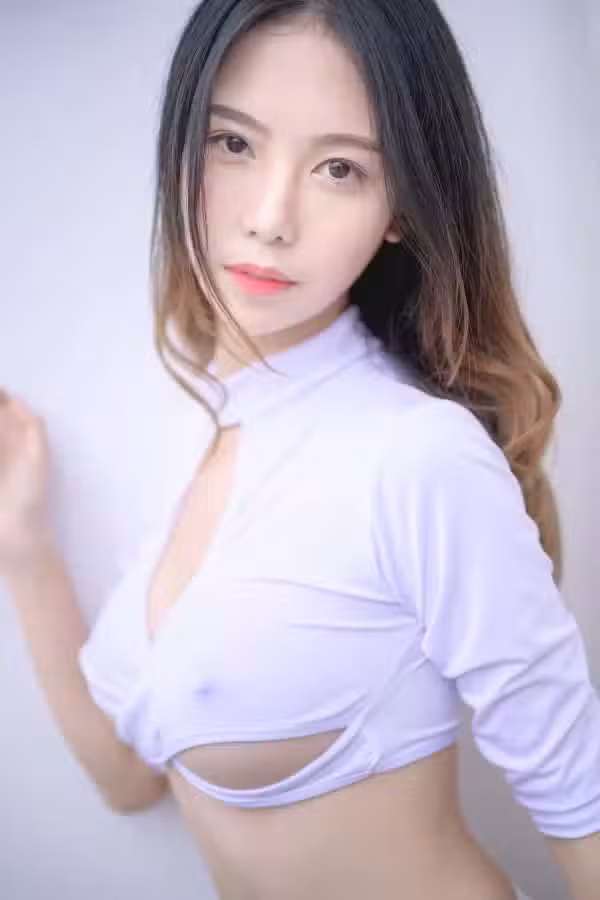 /www/photos18.com/web/images/node/7/76081.avif