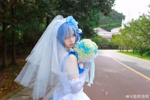 /www/photos18.com/web/images/node/7/76341.avif