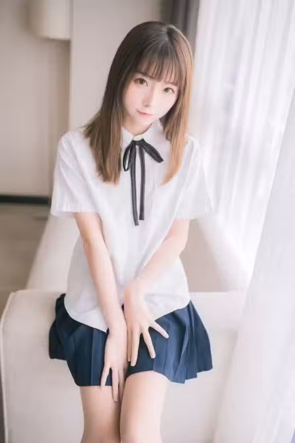 /www/photos18.com/web/images/node/7/76501.avif