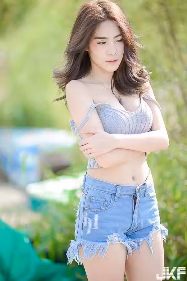/www/photos18.com/web/images/node/7/77888.avif