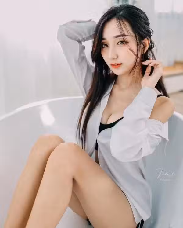 /www/photos18.com/web/images/node/70/704965.avif