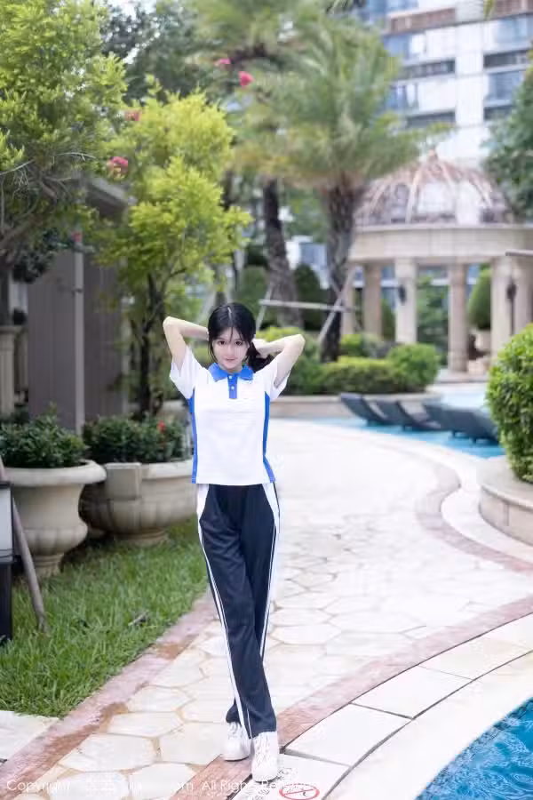 /www/photos18.com/web/images/node/72/728707.avif