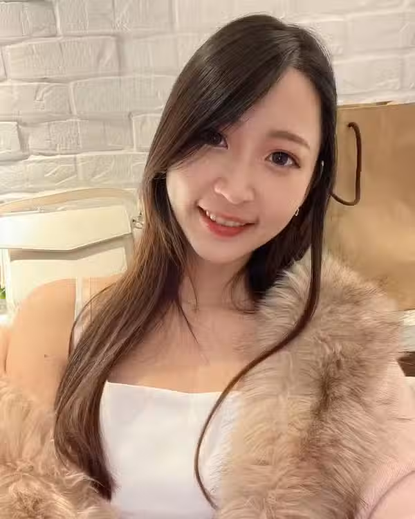 /www/photos18.com/web/images/node/74/748243.avif