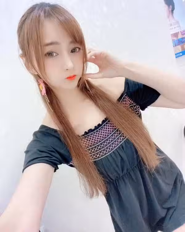 /www/photos18.com/web/images/node/74/748454.avif