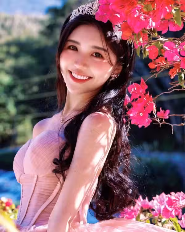 /www/photos18.com/web/images/node/75/755151.avif