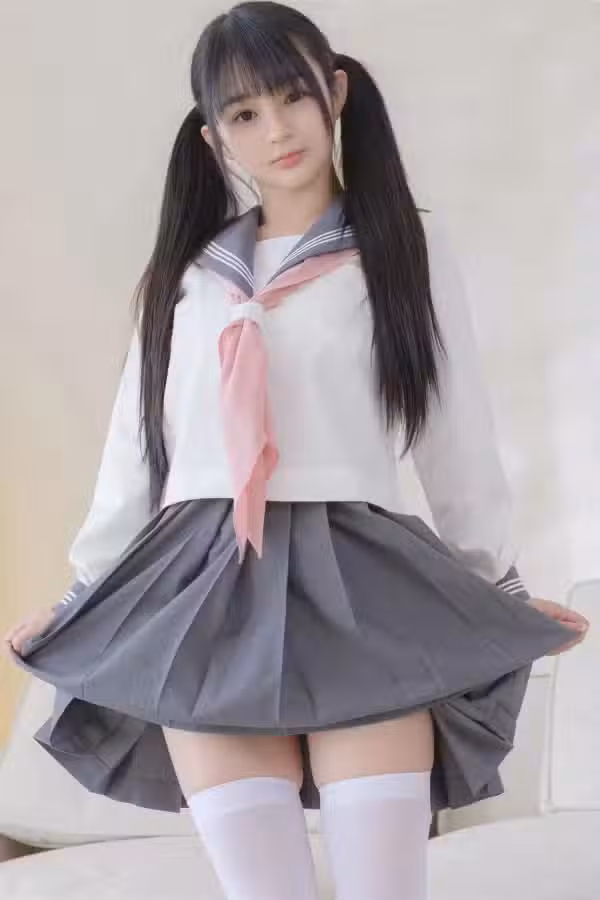 /www/photos18.com/web/images/node/76/767271.avif