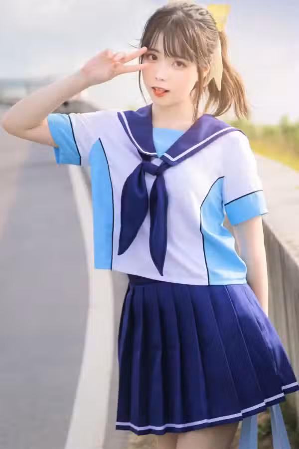 /www/photos18.com/web/images/node/76/768439.avif
