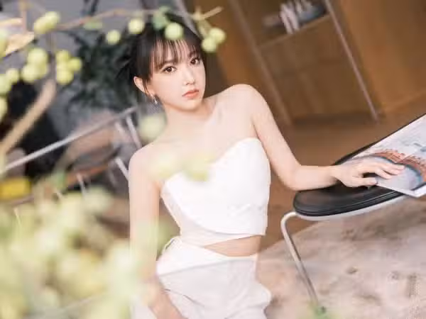 /www/photos18.com/web/images/node/76/769928.avif