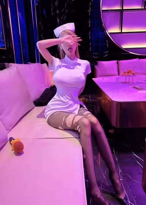 /www/photos18.com/web/images/node/77/770538.avif