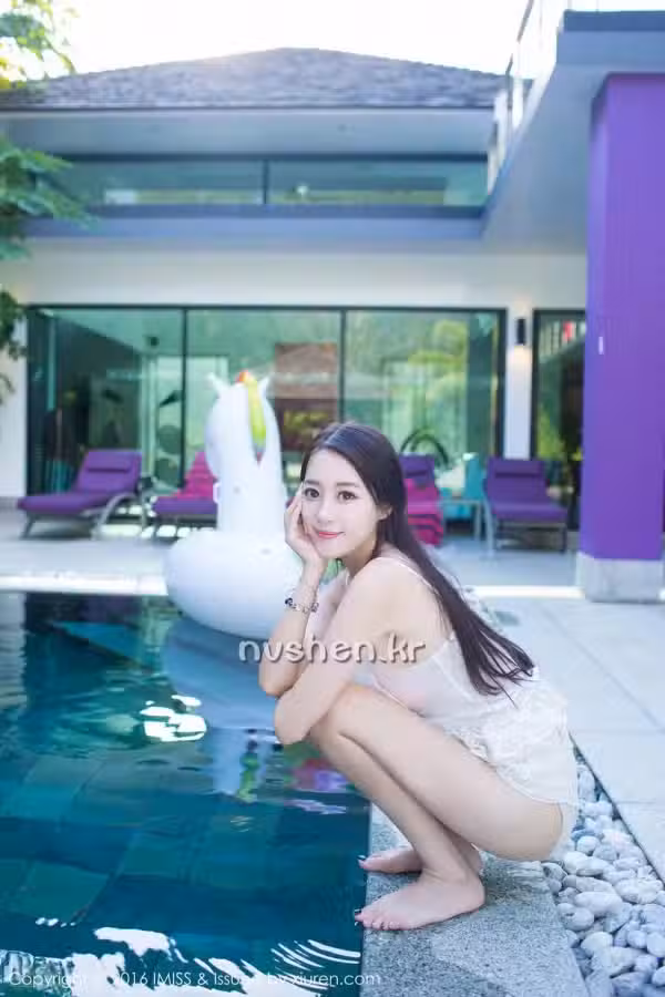 /www/photos18.com/web/images/node/77/774046.avif