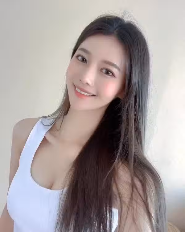 /www/photos18.com/web/images/node/77/775462.avif