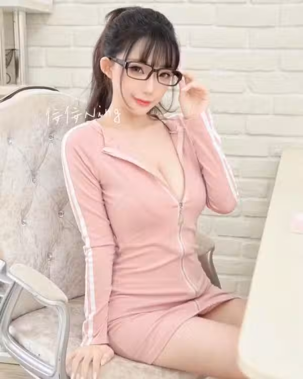 /www/photos18.com/web/images/node/77/779400.avif