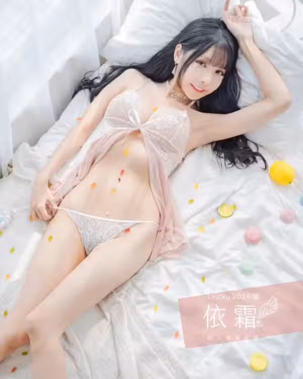 /www/photos18.com/web/images/node/79/792984.avif
