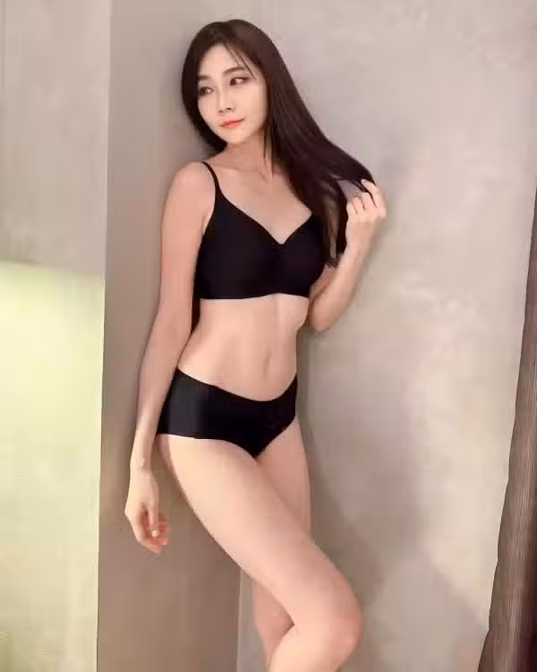 /www/photos18.com/web/images/node/79/793820.avif