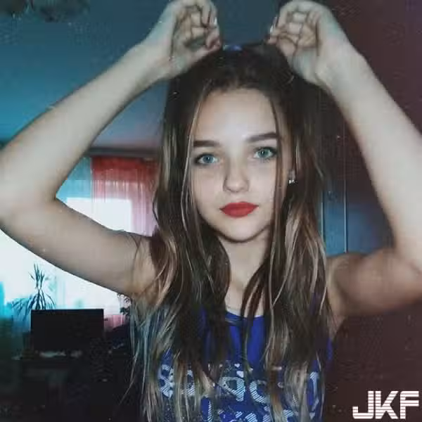 /www/photos18.com/web/images/node/8/84436.avif