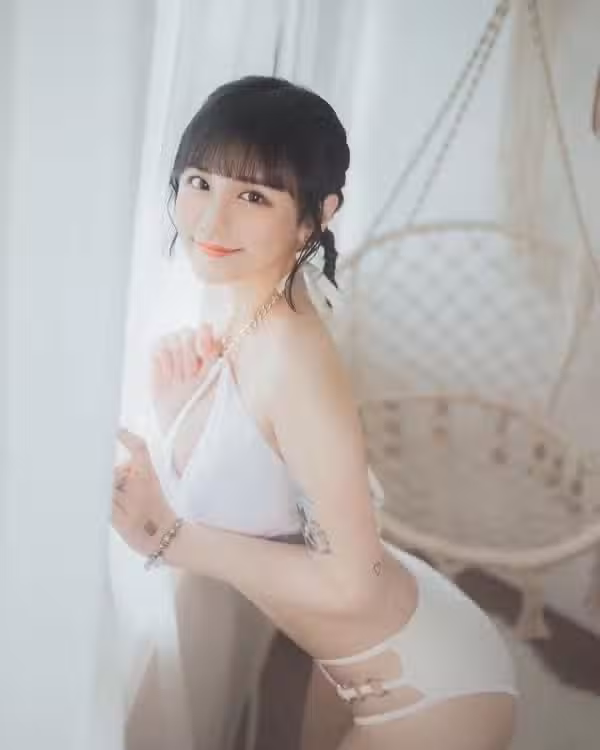 /www/photos18.com/web/images/node/80/807996.avif