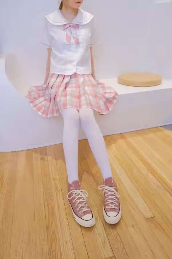 /www/photos18.com/web/images/node/82/820517.avif