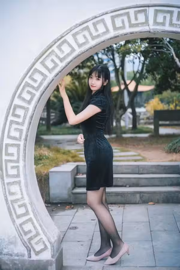 /www/photos18.com/web/images/node/82/828389.avif