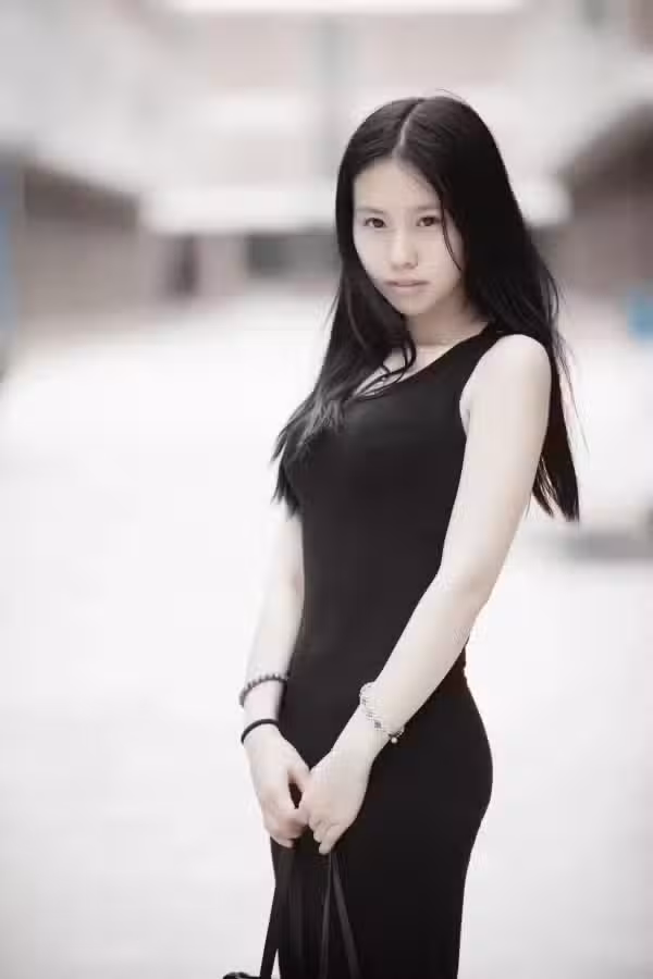 /www/photos18.com/web/images/node/84/842634.avif