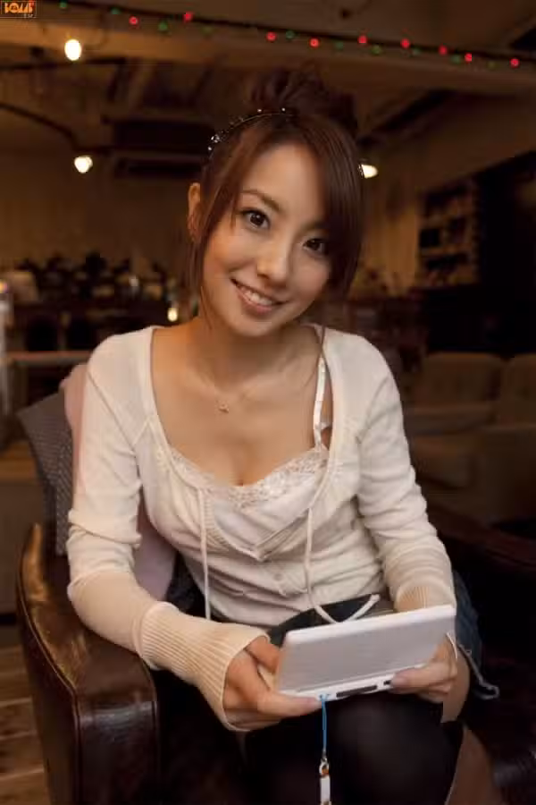 /www/photos18.com/web/images/node/84/843839.avif