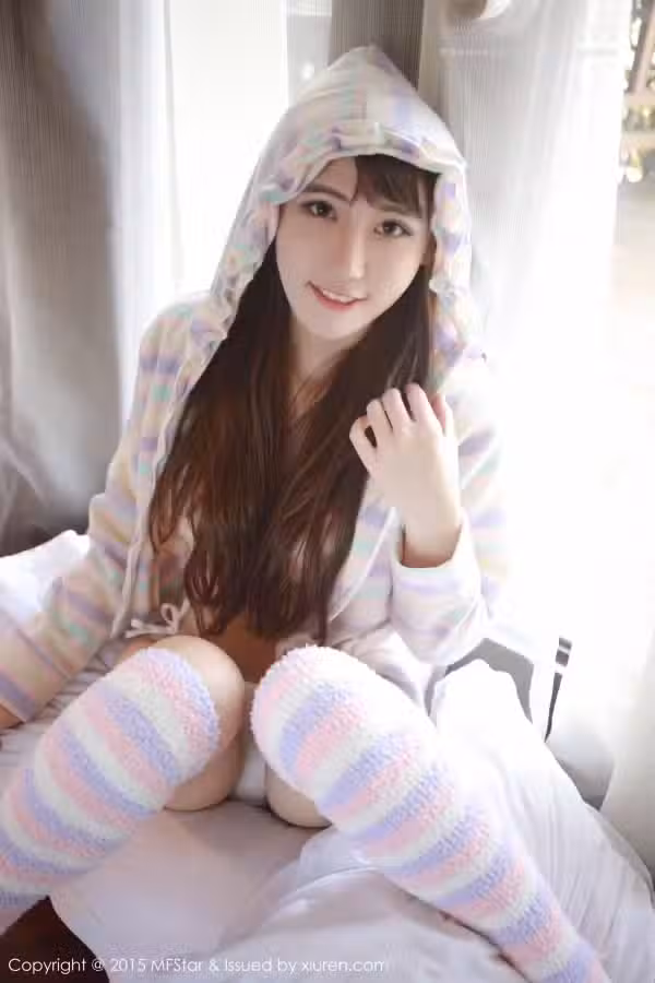 /www/photos18.com/web/images/node/84/843858.avif
