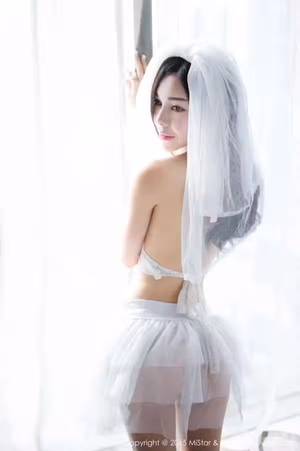 /www/photos18.com/web/images/node/84/845460.avif