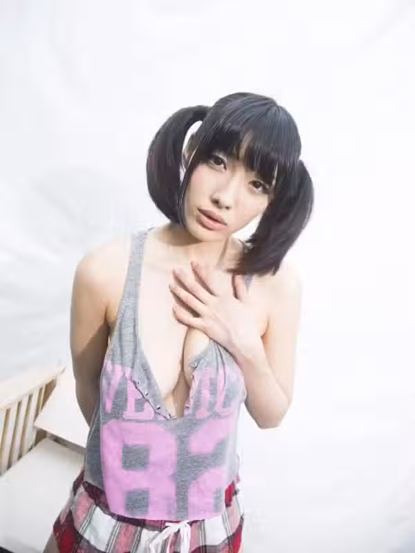 /www/photos18.com/web/images/node/84/845679.avif