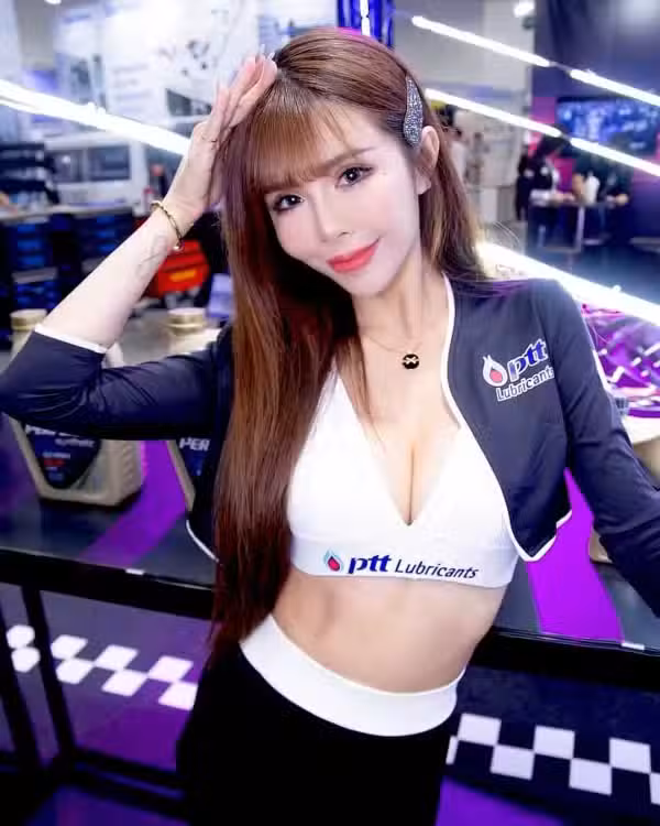 /www/photos18.com/web/images/node/85/853089.avif