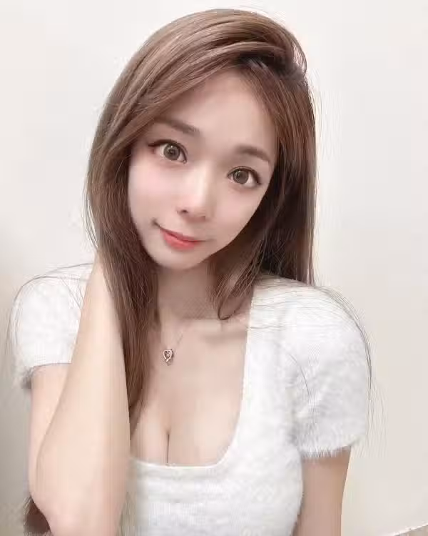 /www/photos18.com/web/images/node/85/859128.avif