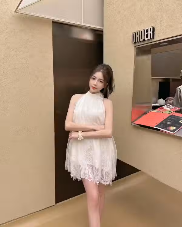 /www/photos18.com/web/images/node/85/859769.avif