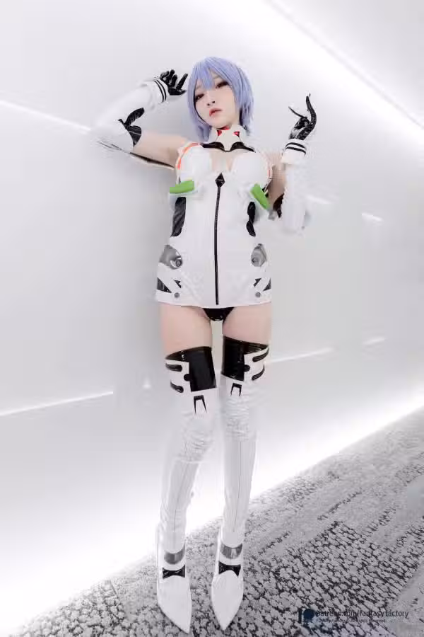 /www/photos18.com/web/images/node/86/867565.avif