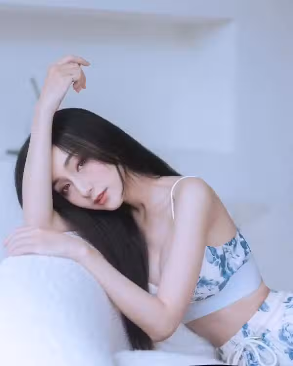 /www/photos18.com/web/images/node/86/868380.avif