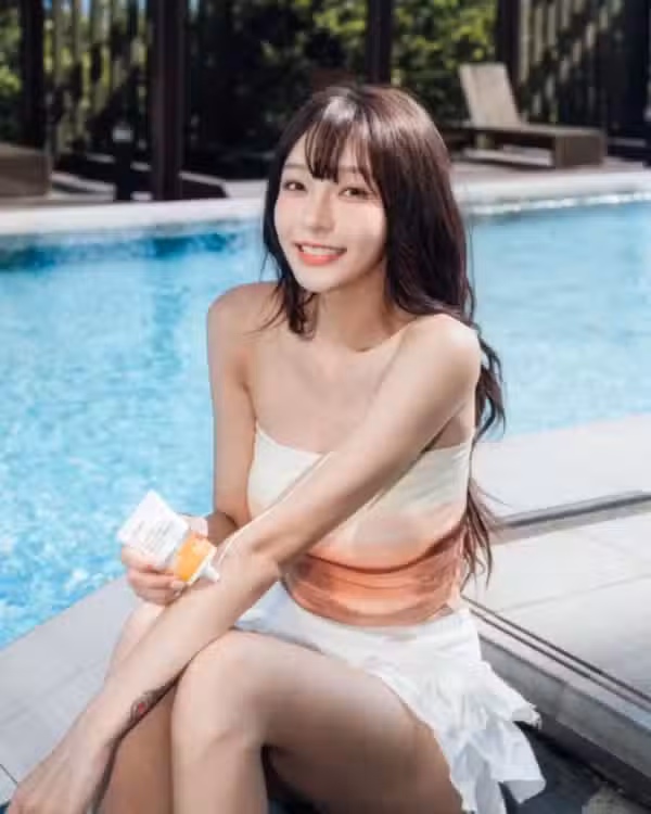 /www/photos18.com/web/images/node/87/870716.avif