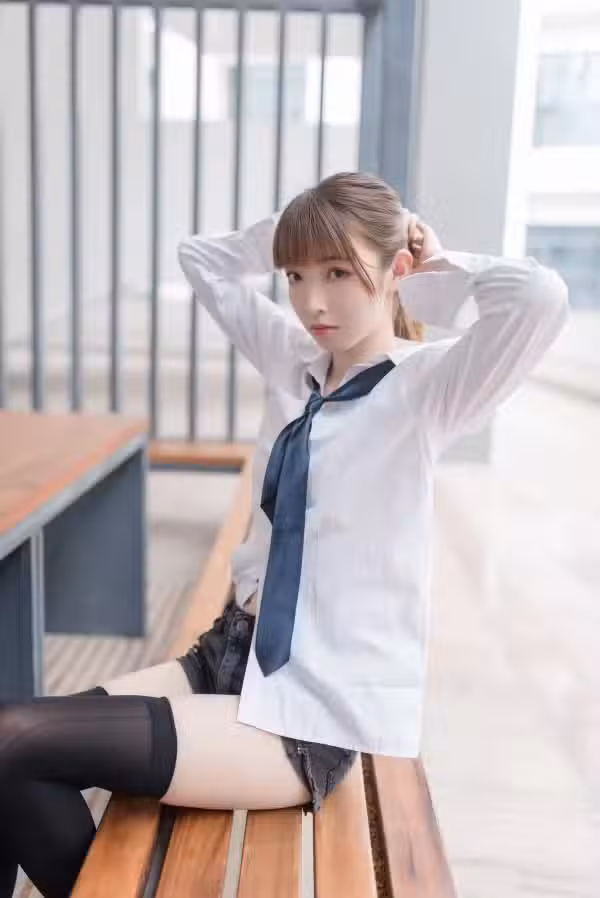 /www/photos18.com/web/images/node/9/90519.avif