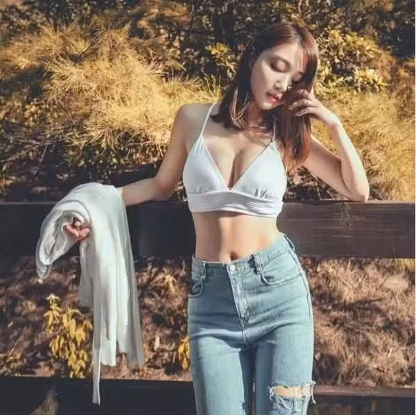 /www/photos18.com/web/images/node/9/94427.avif