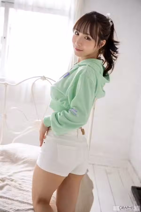 /www/photos18.com/web/images/node/92/922737.avif