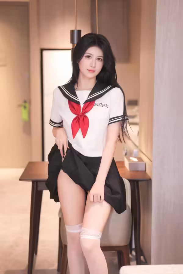 /www/photos18.com/web/images/node/93/933954.avif