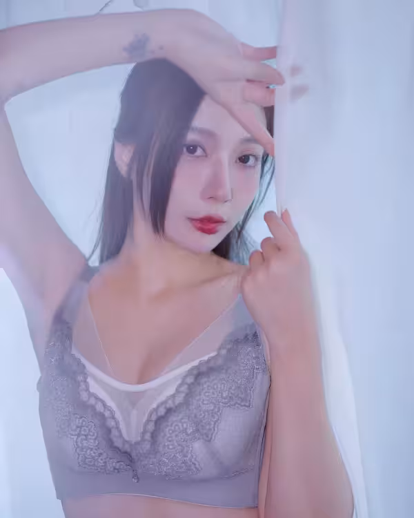 /www/photos18.com/web/images/node/93/934001.avif